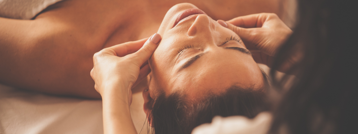 Facials service image